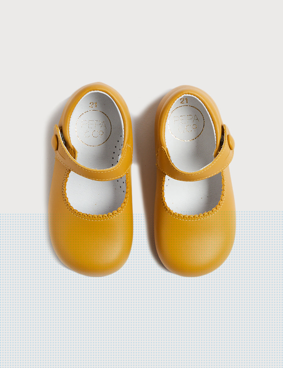 Leather Mary Jane Baby Shoes in Mustard (20-24EU) Shoes from Pepa London