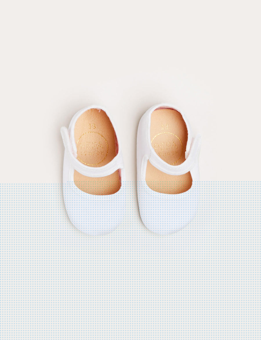 Woven Mary Jane Pram Shoes in White (17-20EU) Shoes  from Pepa London
