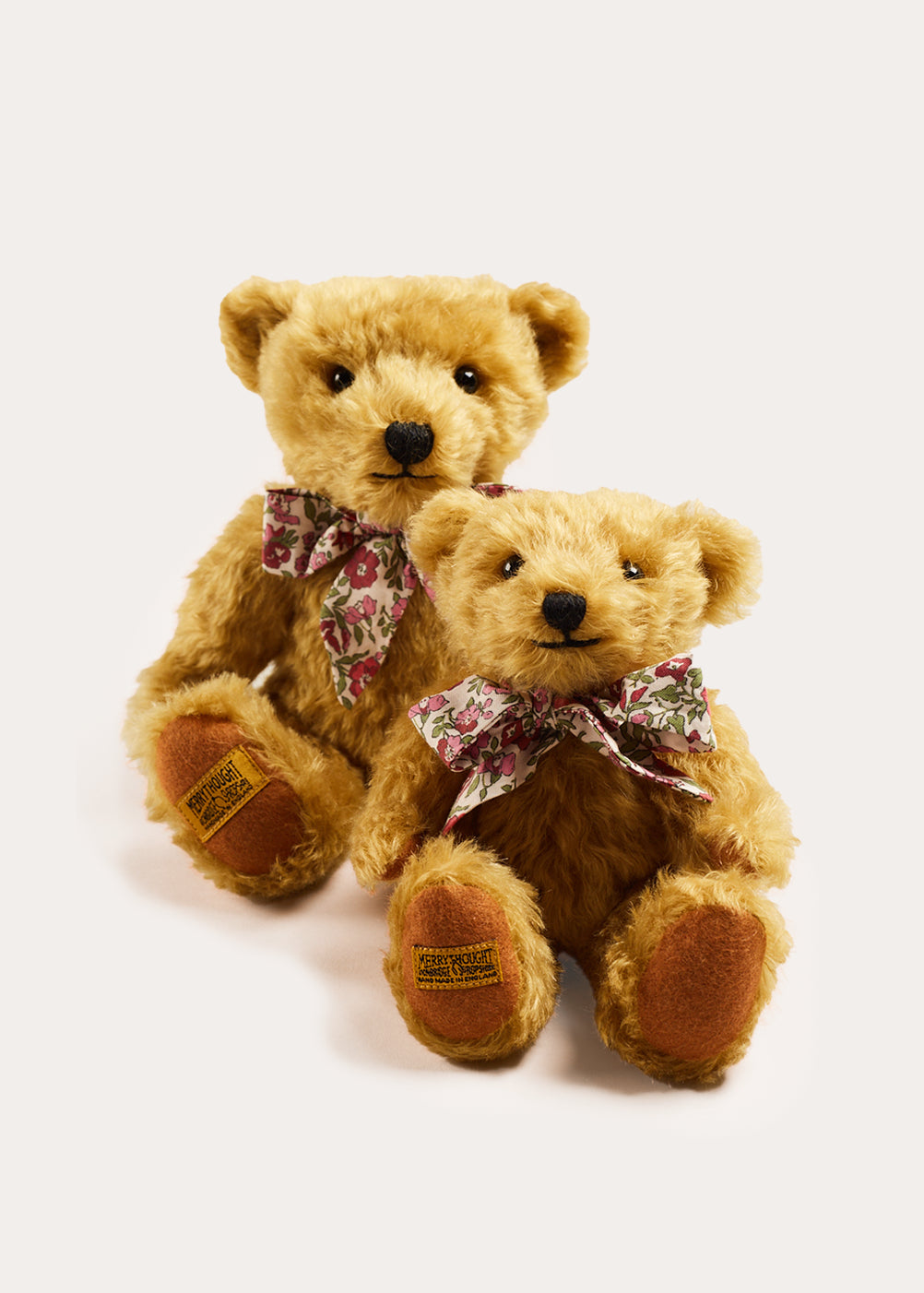 Limited-Edition Merrythought & Pepa Teddy Bear with Daphne Floral Bow Toys from Pepa London