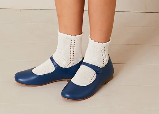 CURATED LOOKS - GIRL