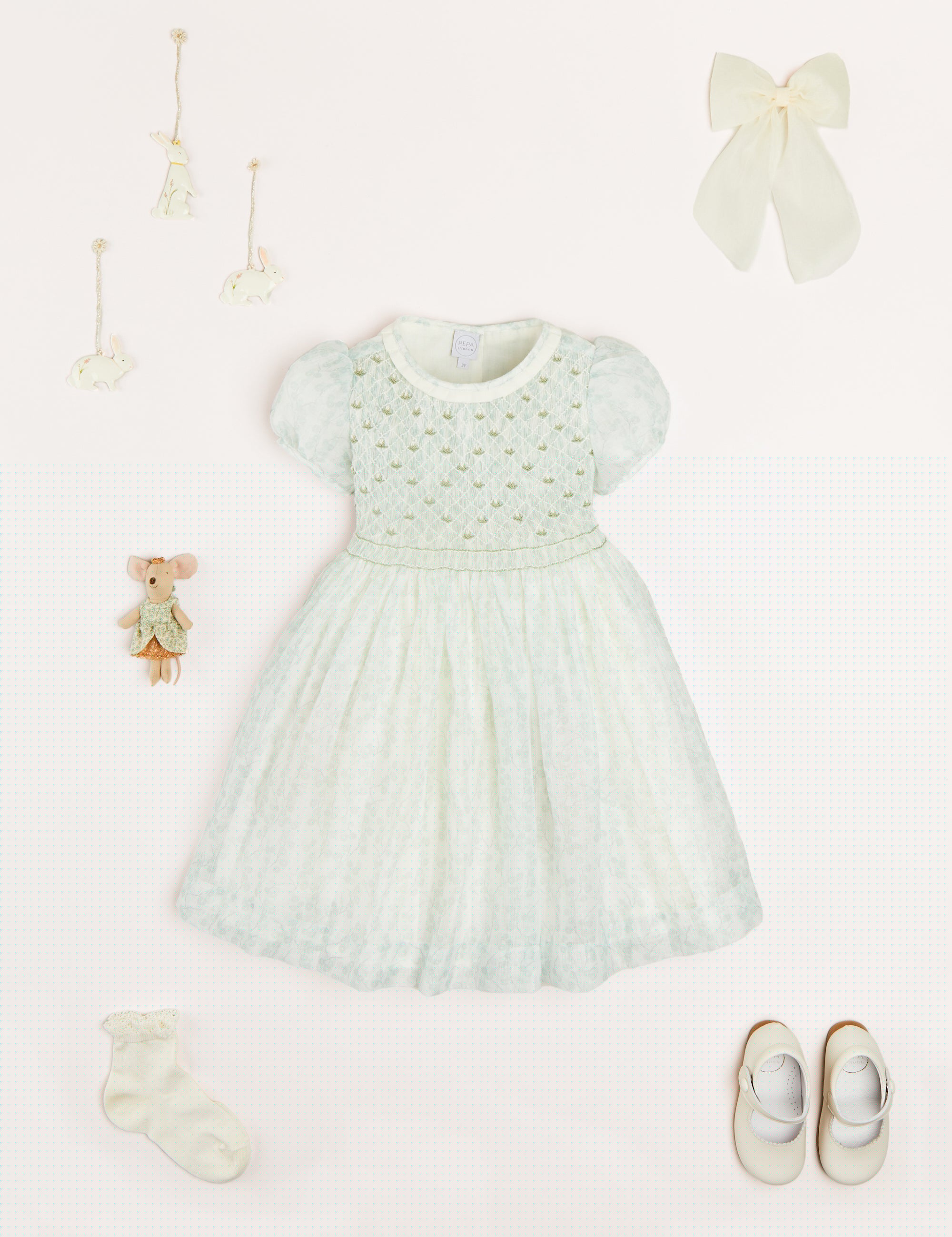 The Constance Floral Party Set in Green Look  from Pepa London